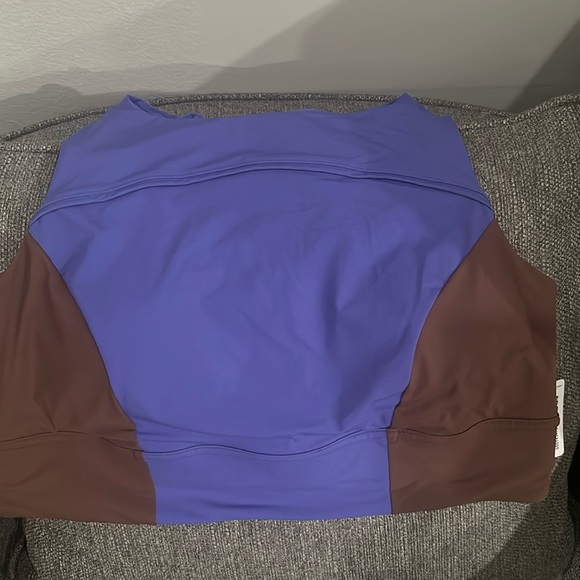 Lululemon hike to swim bra - Picture 1 of 5
